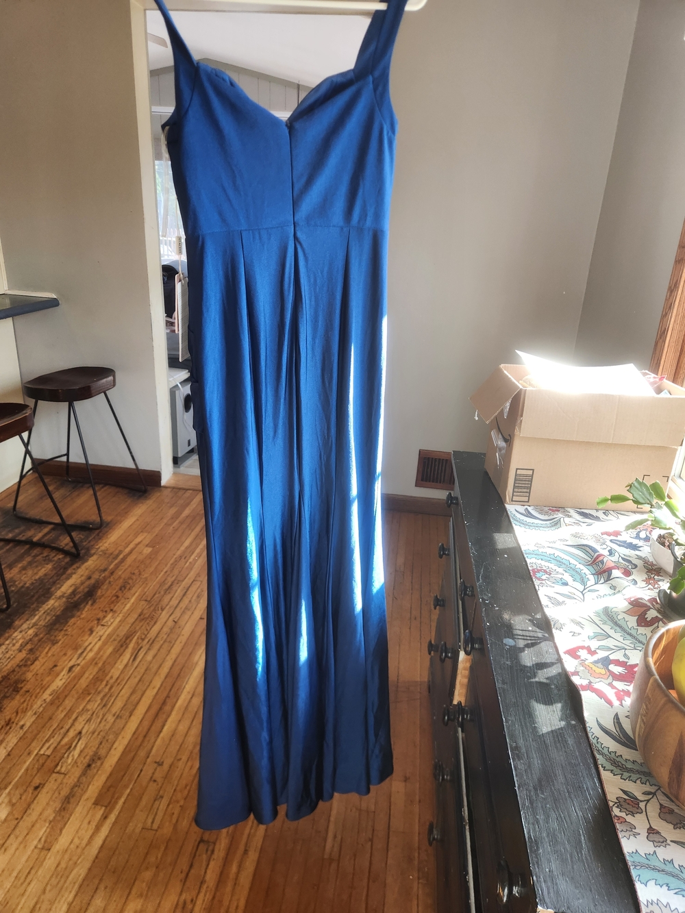 Royal Blue Spaghetti-Strap Prom Gown